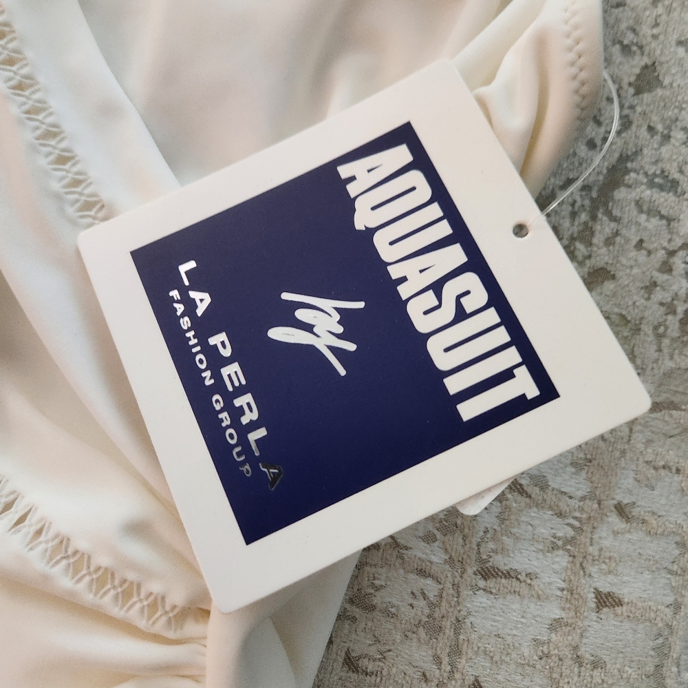 Aquasuit swimsuit new with tags